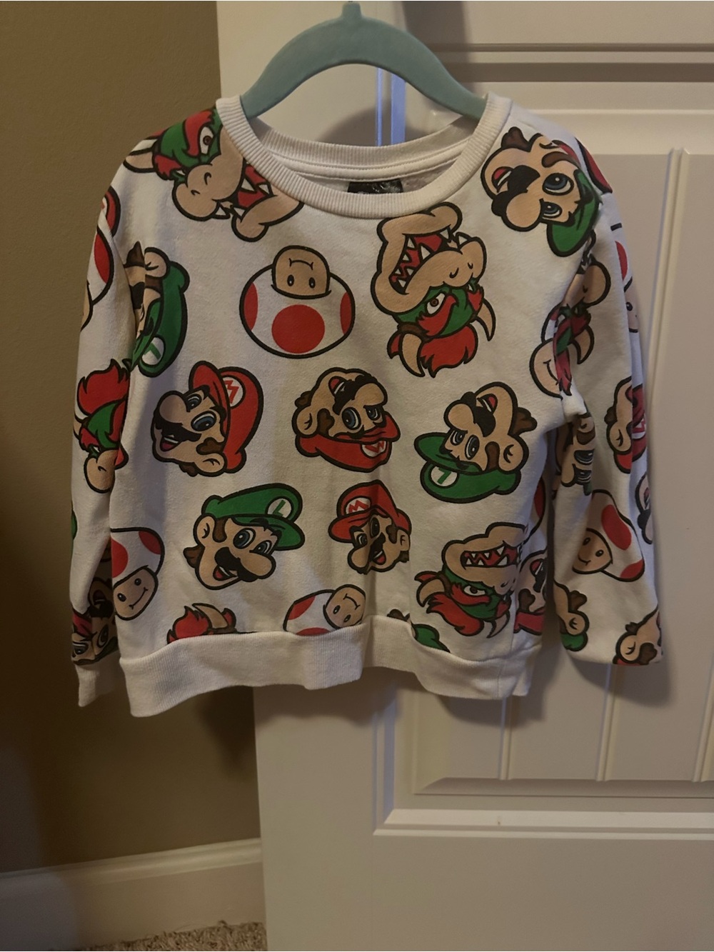 Kids White Super Mario Pattern Crewneck Pajama Top
